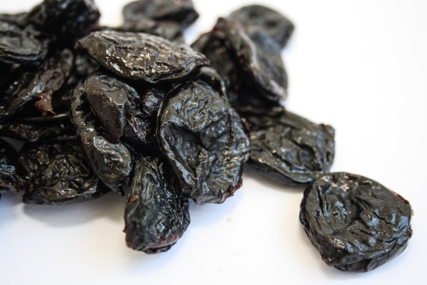  Benefits and medicinal properties, harm and contraindications of prunes, the rules of choice, storage, cooking at home